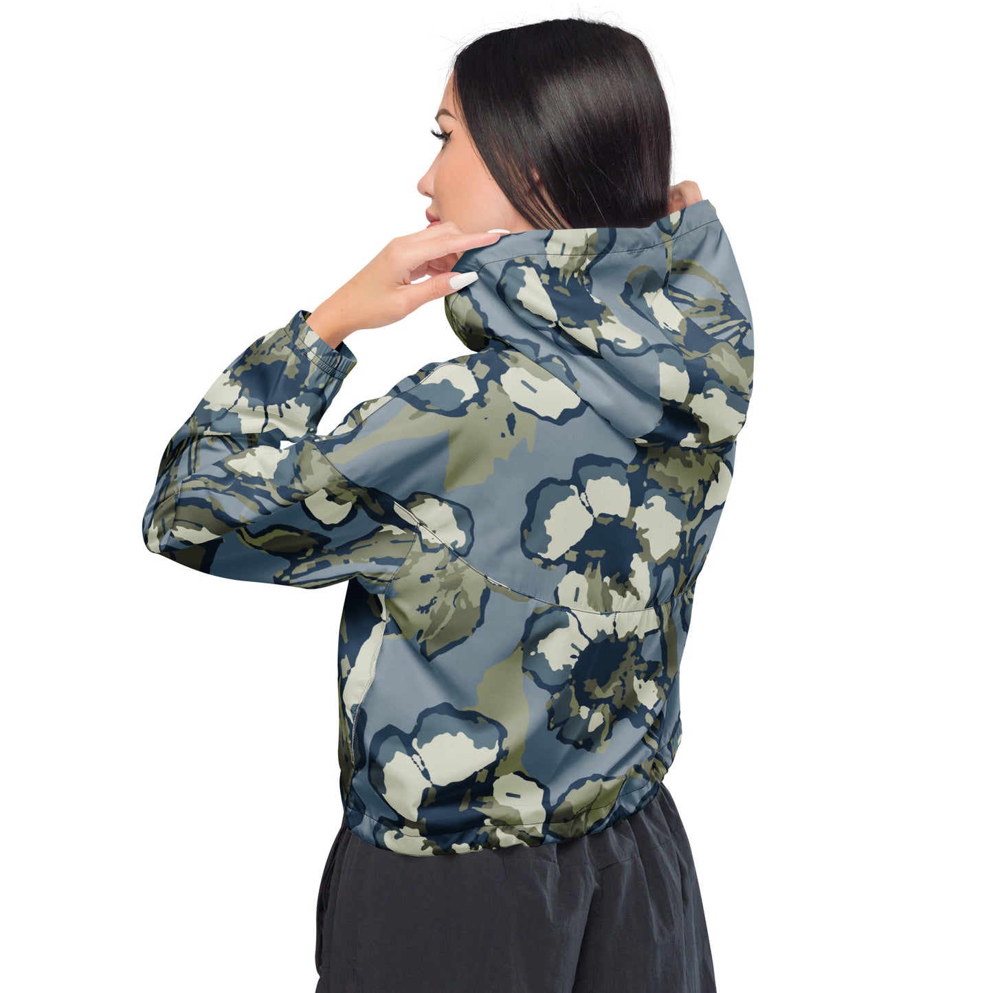 Serene Sweetheart Roses Women’s cropped windbreaker